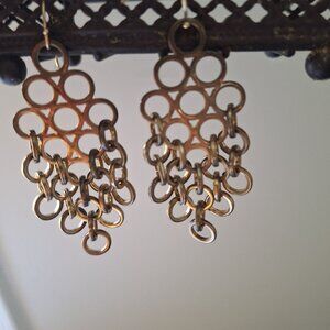 Earrings gold tone